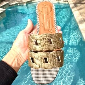 NIB Kurt Geiger Shimmering Crystal Gold Chain Flats 7 M